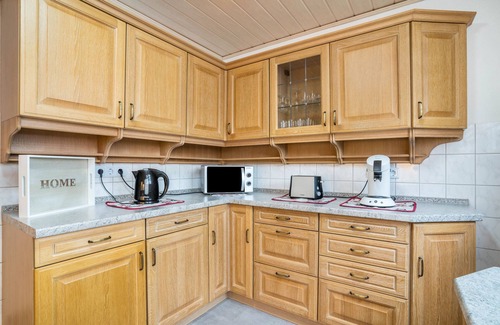 Schwanau Apartment | Apartment 'Ferienwohnung Viola In Schwanau' with Private Terrace, Shared Garden and Wi-Fi