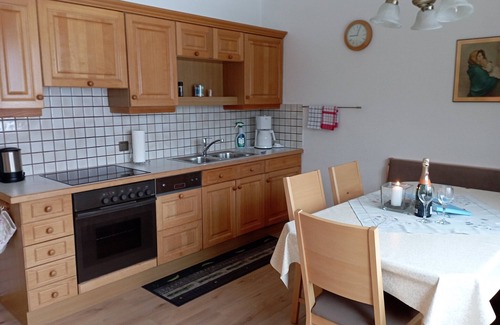 Abtenau Apartment | Apartment 'Ferienwohnung Lienbacher' with Mountain View, Balcony and Wi-Fi