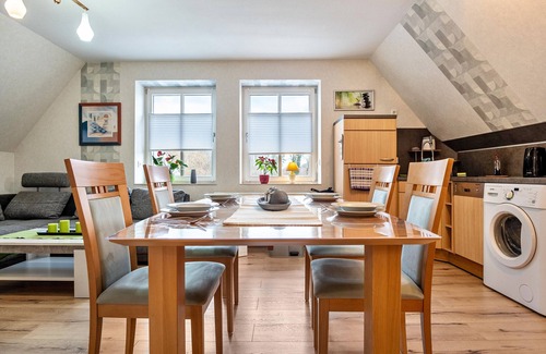 Burlo Apartment | Apartment 'Ferienwohnung Dornhege' with Private Terrace, Private Garden and Wi-Fi