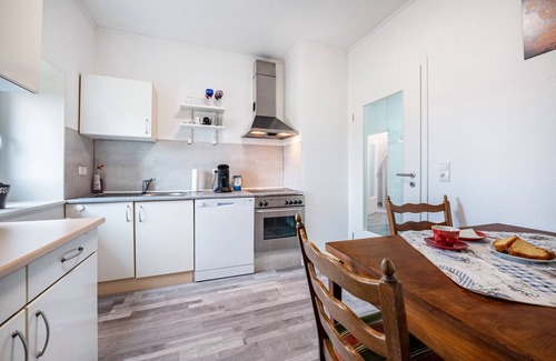 Ortsteil Gilten Apartment | Apartment 'Ferienwohnung Dierking' with Private Terrace, Private Garden and Wi-Fi