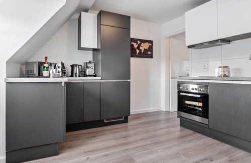 Gronau Apartment | Apartment 'Ferienwohnung Zur Grenze' with Wi-Fi
