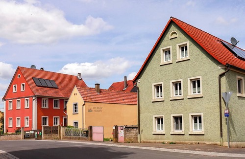 Monchsondheim Apartment | Apartment 'Ferienwohnung Stübla' with Private Terrace, Shared Garden and Wi-Fi