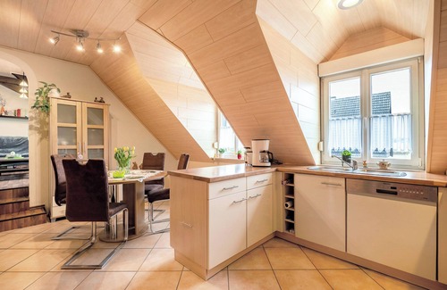 Laufeld Apartment | Apartment 'Ferienwohnung Katharina' with Shared Terrace and Wi-Fi