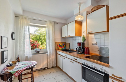 Marburg Apartment | Apartment 'Ferienwohnung Amselstraße' with Private Terrace, Shared Garden and Wi-Fi