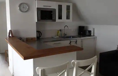 Telgte Apartment | Apartment 'Ferienwohnung Feuerbach' with Shared Terrace, Shared Garden and Wi-Fi