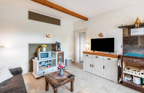 Dreetz Apartment | Apartment 'Ferienwohnung Garten Eden' with Lake View, Private Terrace and Wi-Fi