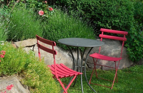 Lana Apartment | Apartment 'Ferienwohnung Lanz 2' with Mountain View, Private Garden and Wi-Fi