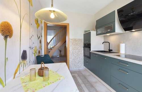 Peitz Apartment | Apartment 'Ferienwohnung Mit Charme' with Private Garden and Wi-Fi