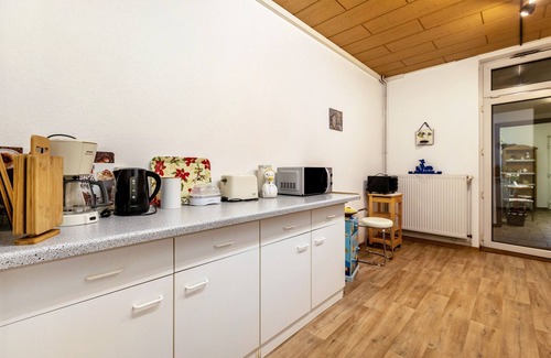 Delve Apartment | Apartment 'Ferienwohnung 'ole Bäckerie' with Shared Terrace, Private Garden and Wi-Fi