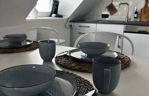 Schweiburg Apartment | Apartment 'Ferienwohnungbykatha' with Wi-Fi