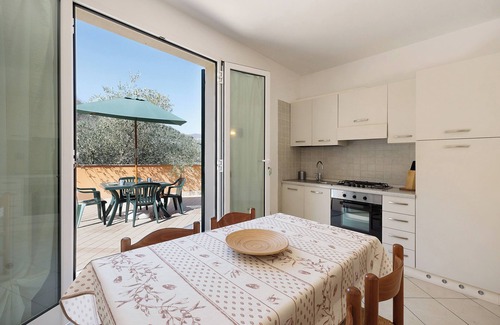 Stellanello Apartment | Apartment 'Ferla La Taggiasca' with Mountain View & Terrace