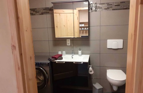 Marpingen Apartment | Apartment 'Fewo Am Eulenwald' with Wi-Fi