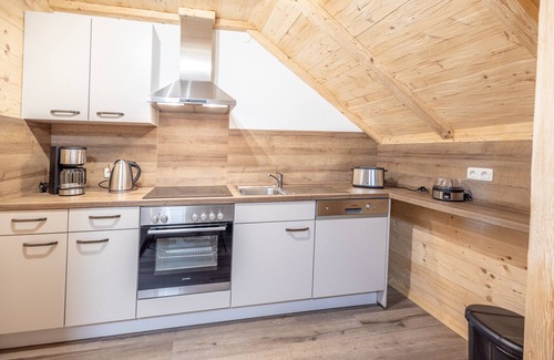 Schwalefeld Apartment | Apartment 'Fewo Rotwand' with Shared Terrace, Shared Garden and Wi-Fi