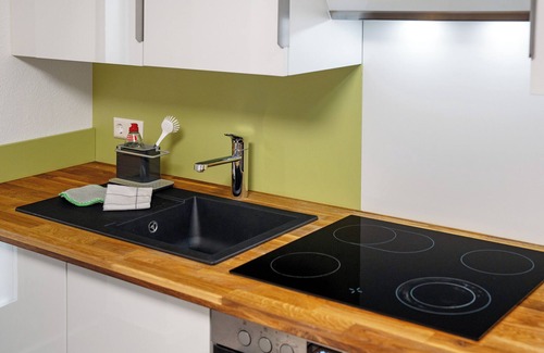 Herbolzheim Apartment | Apartment 'Fewo Unter Der Kirche' with Wi-Fi
