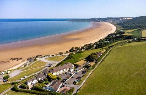 Putsborough Apartment | Apartment Flat 28 Clifton Court by Interhome