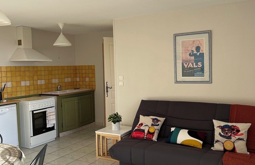 Vals-les-Bains Apartment | apartment/flat - VALS LES BAINS
