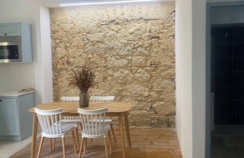 Figueira da Foz Apartment | Apartment for 2 people in a carefully renovated house dating back to 1850