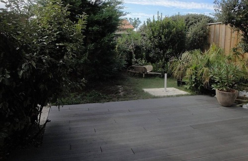 Hourtin-Plage Apartment | Apartment for 4 people in private property