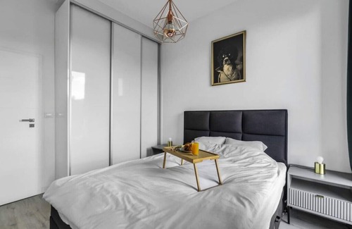 Zoliborz Apartment | Apartment for 4P - Balcony, View, Shopping Nearby by Rentujemy