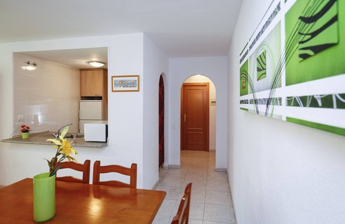 La Pineda Apartment | Apartment for 6 people in La Pineda-Turismar
