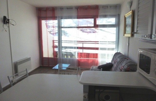 Arette Apartment | Apartment for 6 with direct access to slopes and free parking at La Pierre St Martin