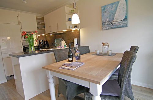 Westerland Apartment | Apartment for max. 4 persons with terrace - only 400m to the beach!