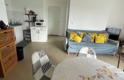 Trelaze Apartment | Apartment for rent - Quiet, well-connected neighborhood