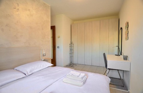 Assago Apartment | Apartment Forum III
