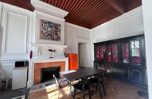 La Begude-de-Mazenc Apartment | Apartment in the heart of the Château