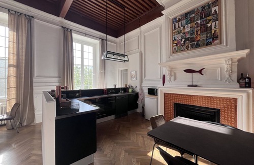 La Begude-de-Mazenc Apartment | Apartment in the heart of the Château
