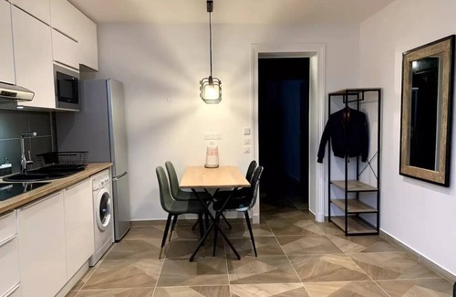 Nogent Village Apartment | Apartment F2 La Savane in Le Perreux-sur-Marne