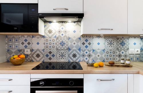 Le Rayol Apartment | Apartment in Saint-Tropez with Beach Access