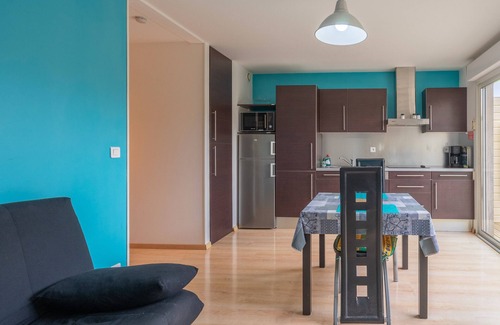 Saint-Simon-de-Bordes Apartment | Apartment 'Le Clos Du Champ De L'Amour - Ile D'Oléron' with Private Pool and Air Conditioning