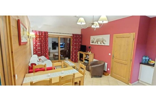 Sainte-Foy-Tarentaise Apartment | Apartment at the foot of the slopes