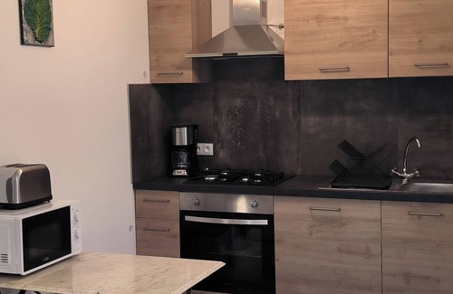 Vignoux-sur-Barangeon Apartment | Apartment in the heart of the forest in central France