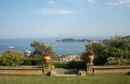 Villefranche-sur-Mer Apartment | Apartment with 2 terraces, incredible sea view in private domain