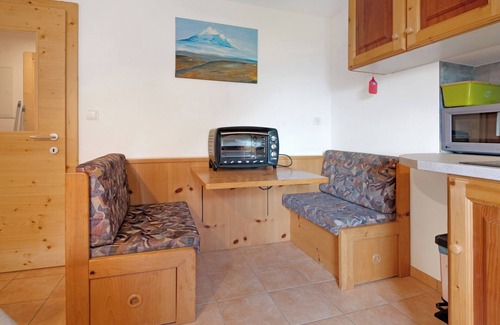 Stelvio Apartment | Apartment 'Fragges Spuldra' with Mountain View, Balcony and Wi-Fi