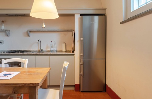 Cortona Apartment | Apartment 'Frantoio 2 Classic' with Shared Pool, Wi-Fi and Air Conditioning