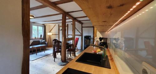 Pantow Apartment | Apartment Freterg Holt, Nähe Binz in traumhafter Alleinlage, Beirau & Beirau GbR