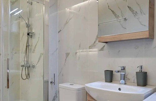 Ioannina Apartment | Apartment, full equipment, in the center of the city. Family friendly.