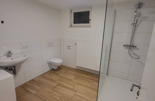 Schwandorf Apartment | Apartment 'Gästehaus Kam' with Wi-Fi