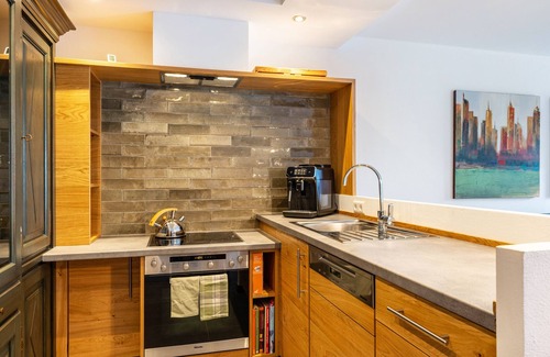 Salem Apartment | Apartment 'Gästehaus Wüpping 2' with Shared Terrace, Shared Garden and Wi-Fi
