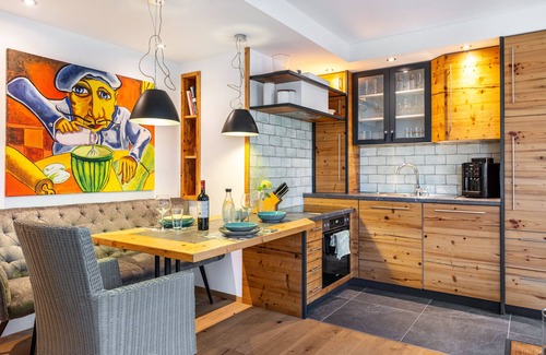 Salem Apartment | Apartment 'Gästehaus Wüpping 1' with Shared Terrace, Shared Garden and Wi-Fi