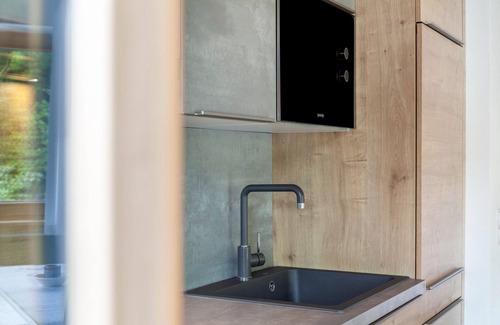 Weidach Apartment | Apartment 'Gehrenspitz' with Mountain View, Private Terrace and Wi-Fi