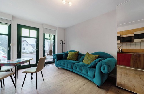 Oppen Apartment | Apartment 'Gemütliche In Reimsbach' with Wi-Fi
