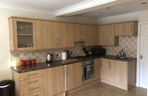 Harrogate Apartment | Apartment gem in Harrogate, gateway to The Dales. Pet-friendly!