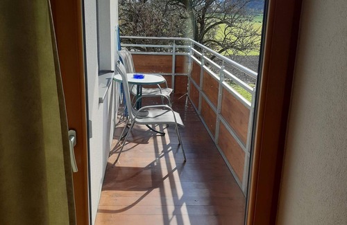 Stumm Apartment | Apartment "Gertis Top 1" with Mountain View, Wi-Fi & Balcony