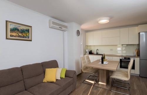 Gorica Apartment | Apartment Gigi - Two Bedroom Apartment with Terrace and Sea View