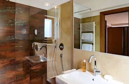 Burgusio Apartment | Apartment 'Gipfelglück 1' with Mountain View, Shared Terrace and Wi-Fi