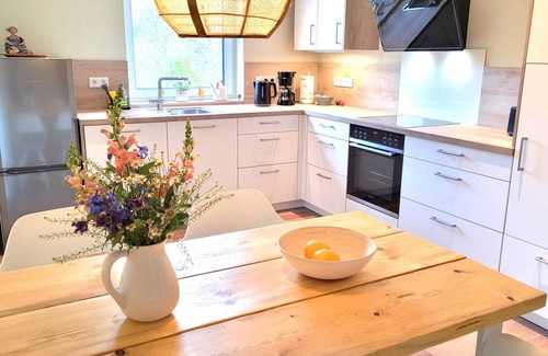 Niederdreisbach Apartment | Apartment 'Gittas Paradiesperle' with Balcony and Wi-Fi